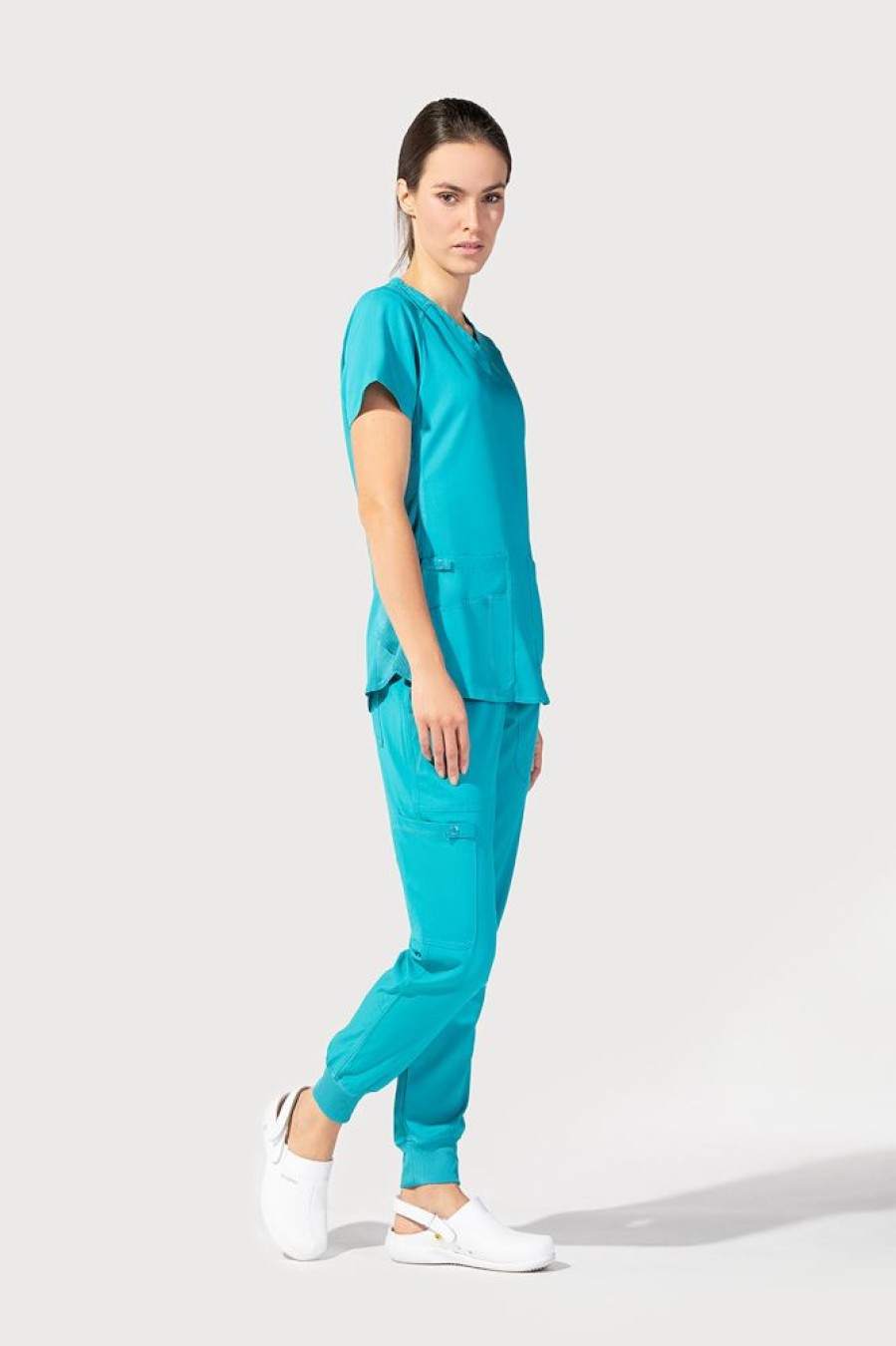 Odziez Medyczna uniformix Bluzy Medyczne | Bluza Medyczna Damska Med Couture Performance Touch, 7459-Teal Turkusowy